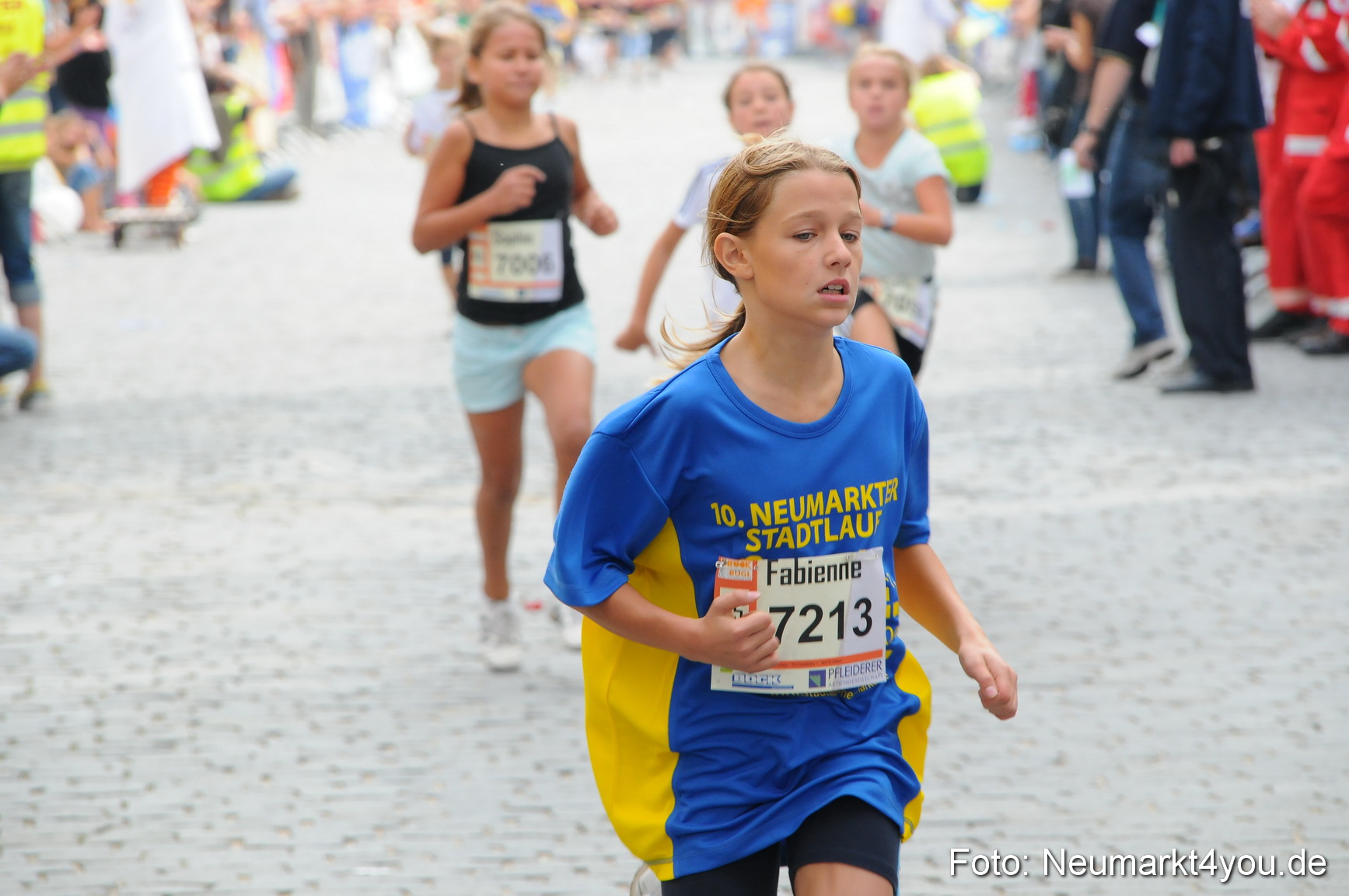 0082 Stadtlauf Neumarkt Bambinilaeufe 200909